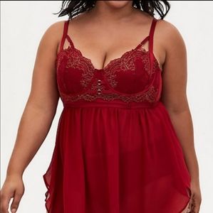 TORRID chemise and matching panties